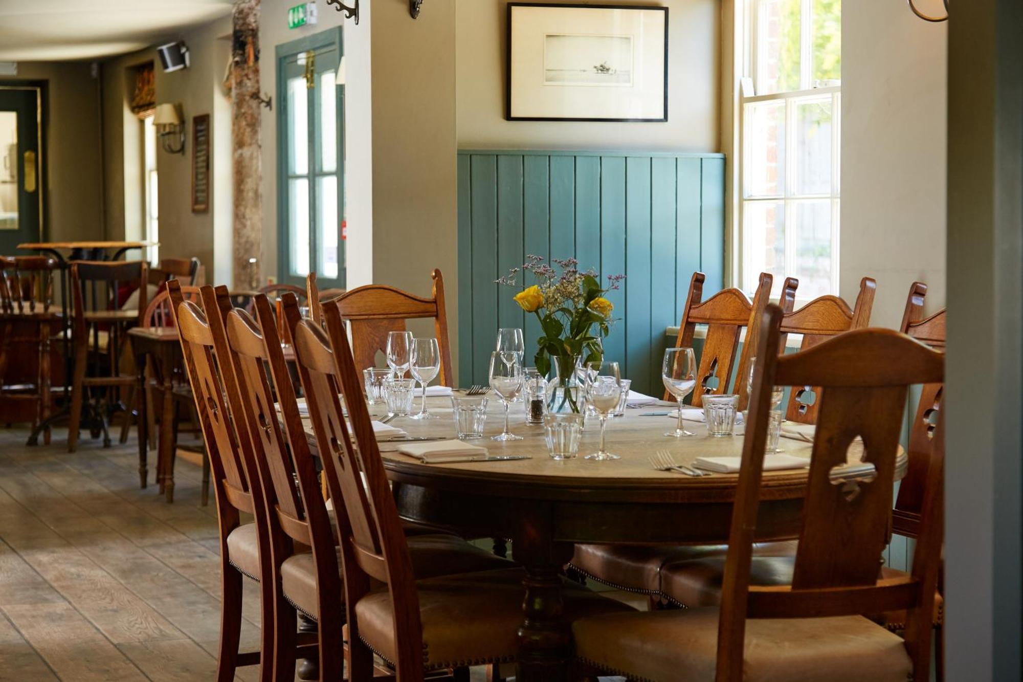 וונטאייג' The Greyhound Inn מראה חיצוני תמונה